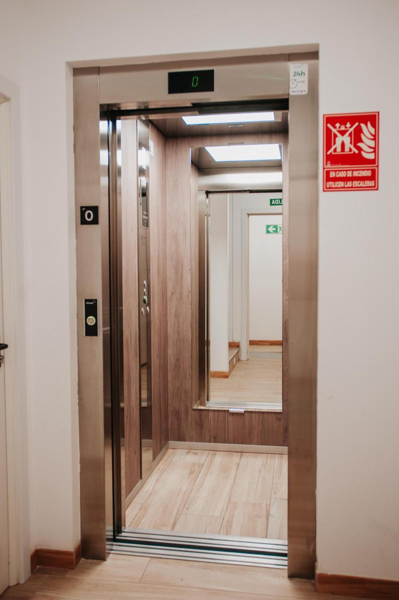 Poloestudios Zaratan Exteriör bild